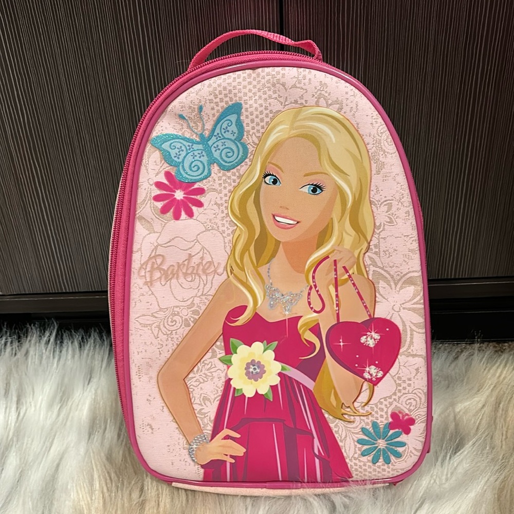 2008 Mattel (Tara Toys) Barbie soft carrying case